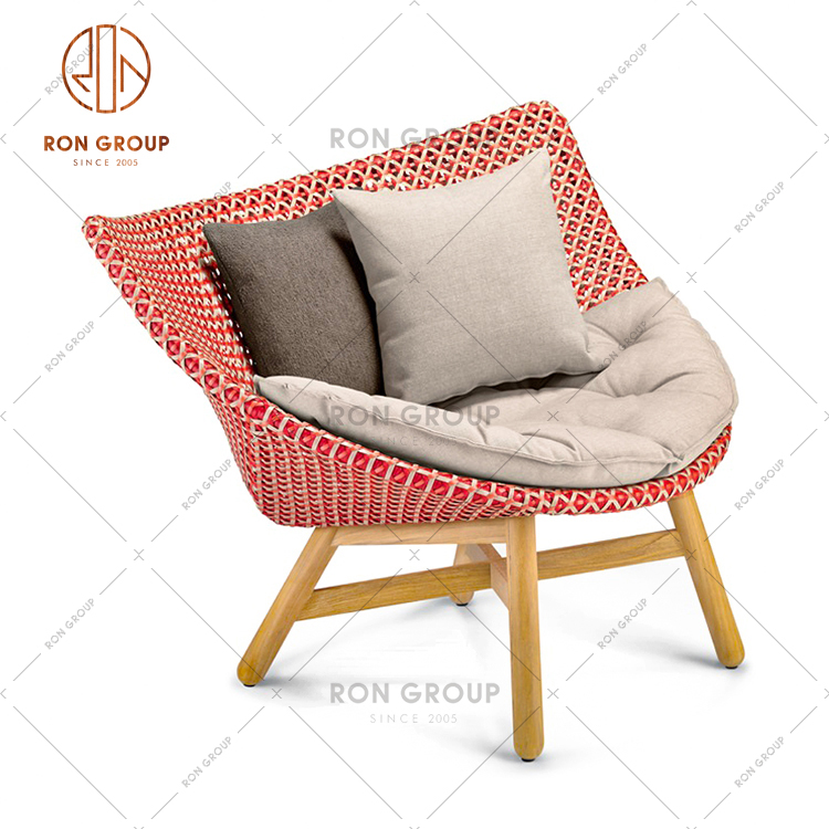 Factory Supplied Outdoor and Balcony Single Leisure Rattan Chair with Wooden Leg