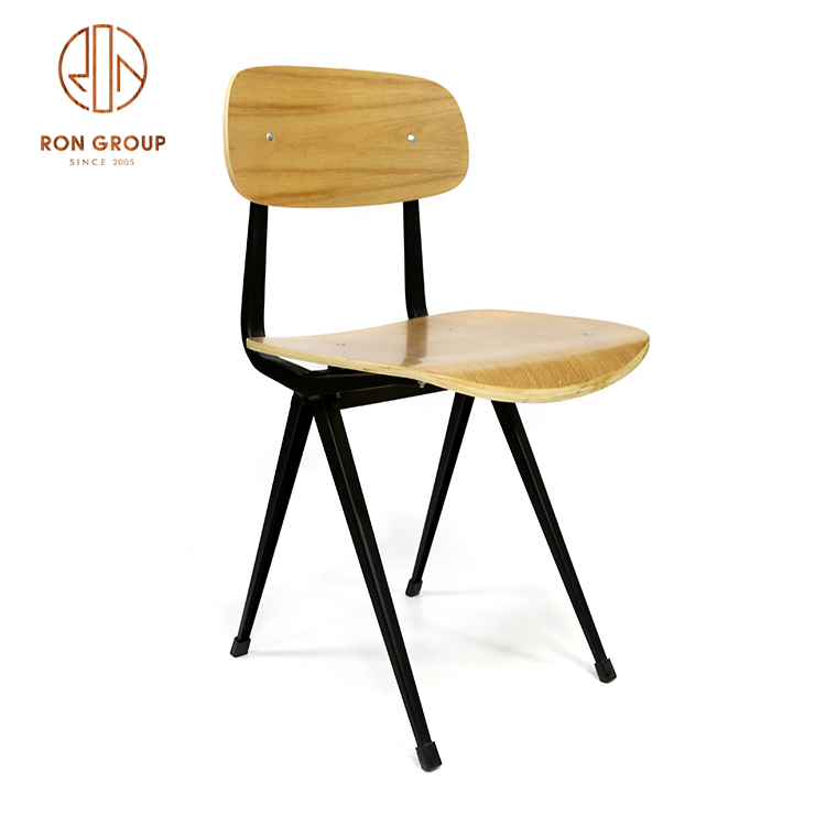 RNFCM025 Commercial Stackable Chiar Simple Design Restaurant and Hotel Used Metal Frame with Oak Wood Seat
