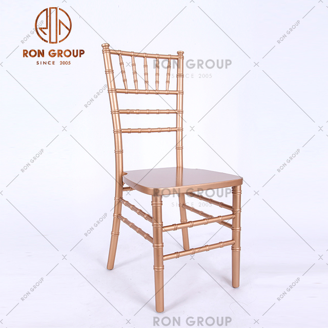 Factory Cheap Price Antique Stacking Furniture Hotel Solid Wood Wedding Banquet Chair