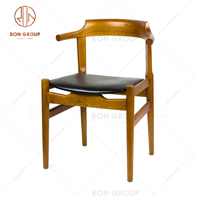 Italy Restaurant Wholesale Factory Outlet Dining Chair With Wooden Frame And Leather Soft Seat 