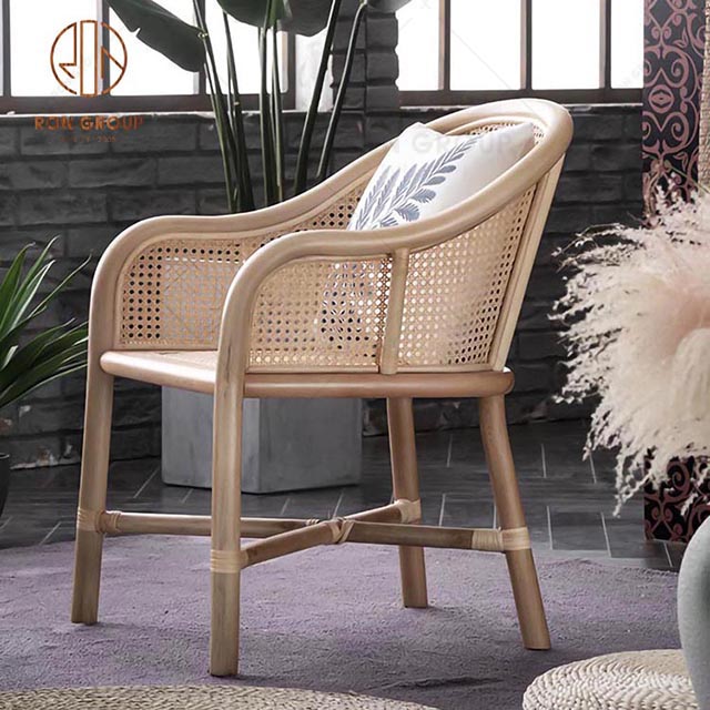 Popular Modern Design Garden Leisure Chair Rattan Armchair With Side Table