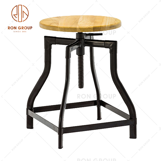 GA601C-45STW Modern Design Factory Cheap Price Bar Stools With Black Metal Frame And Round Wooden Seat For Restaurant