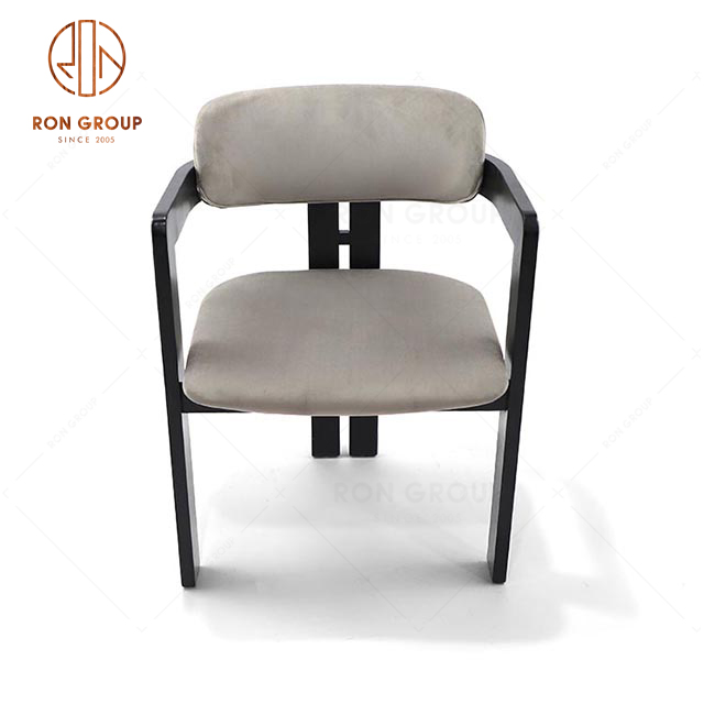 RNFC257-4 European Style Lounge Chair