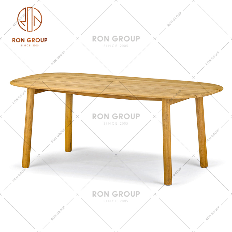 China Manufacture Supply Outdoor Furniture Garden Dining Table Solid Wood Table