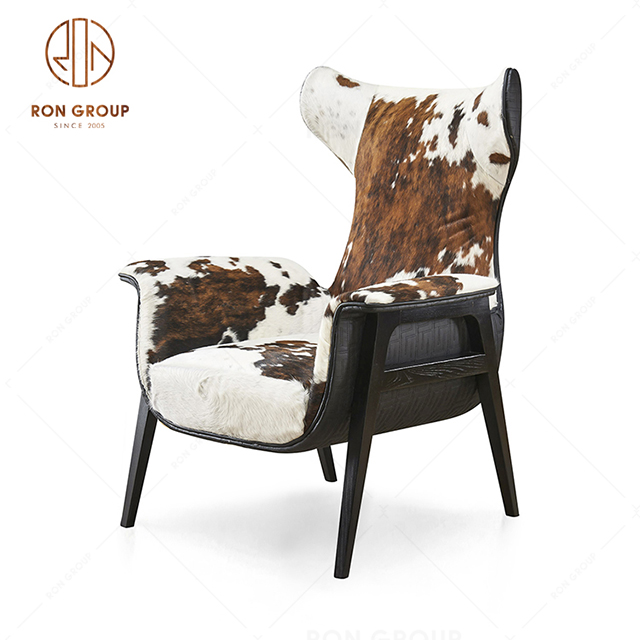 China Factory Supplier Hotel Banquet Leisure Chair in Special Horse Fur